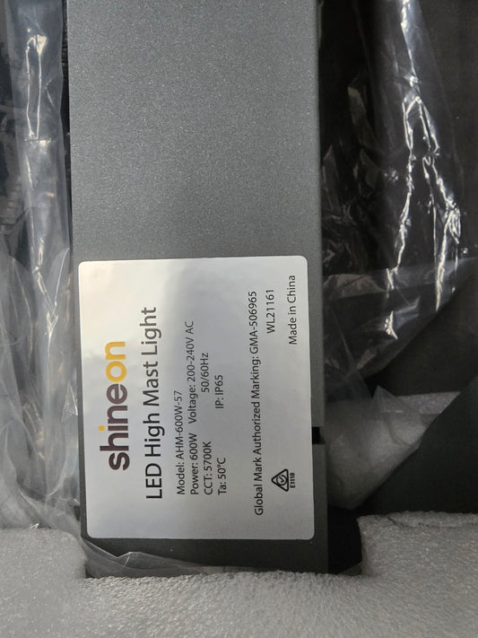 Shineon LED High Mast Lights In Road Cases