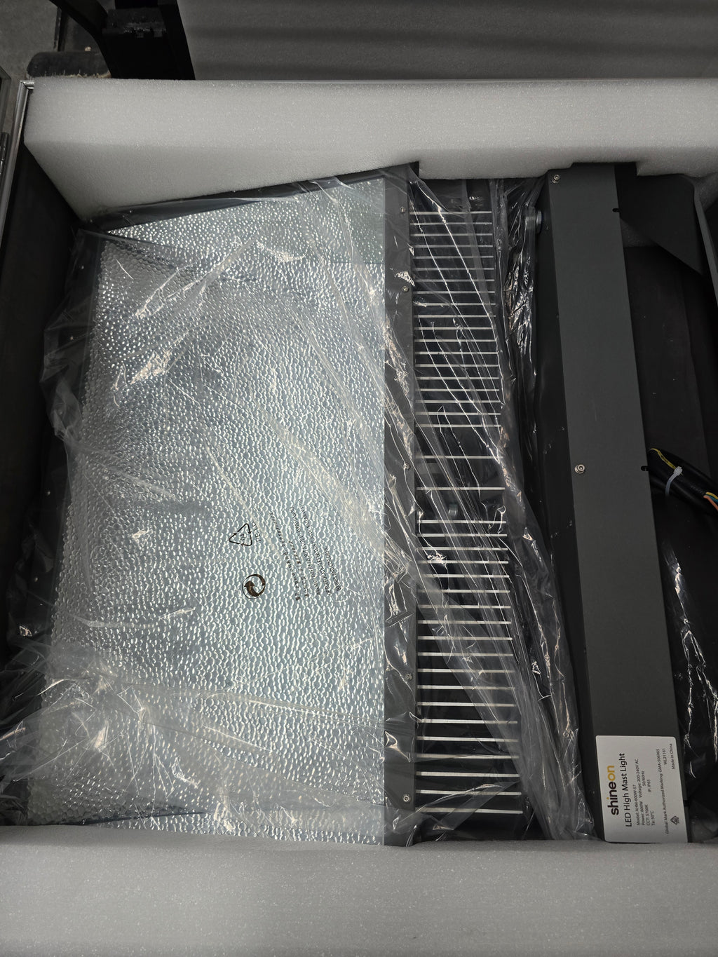 Shineon LED High Mast Lights In Road Cases