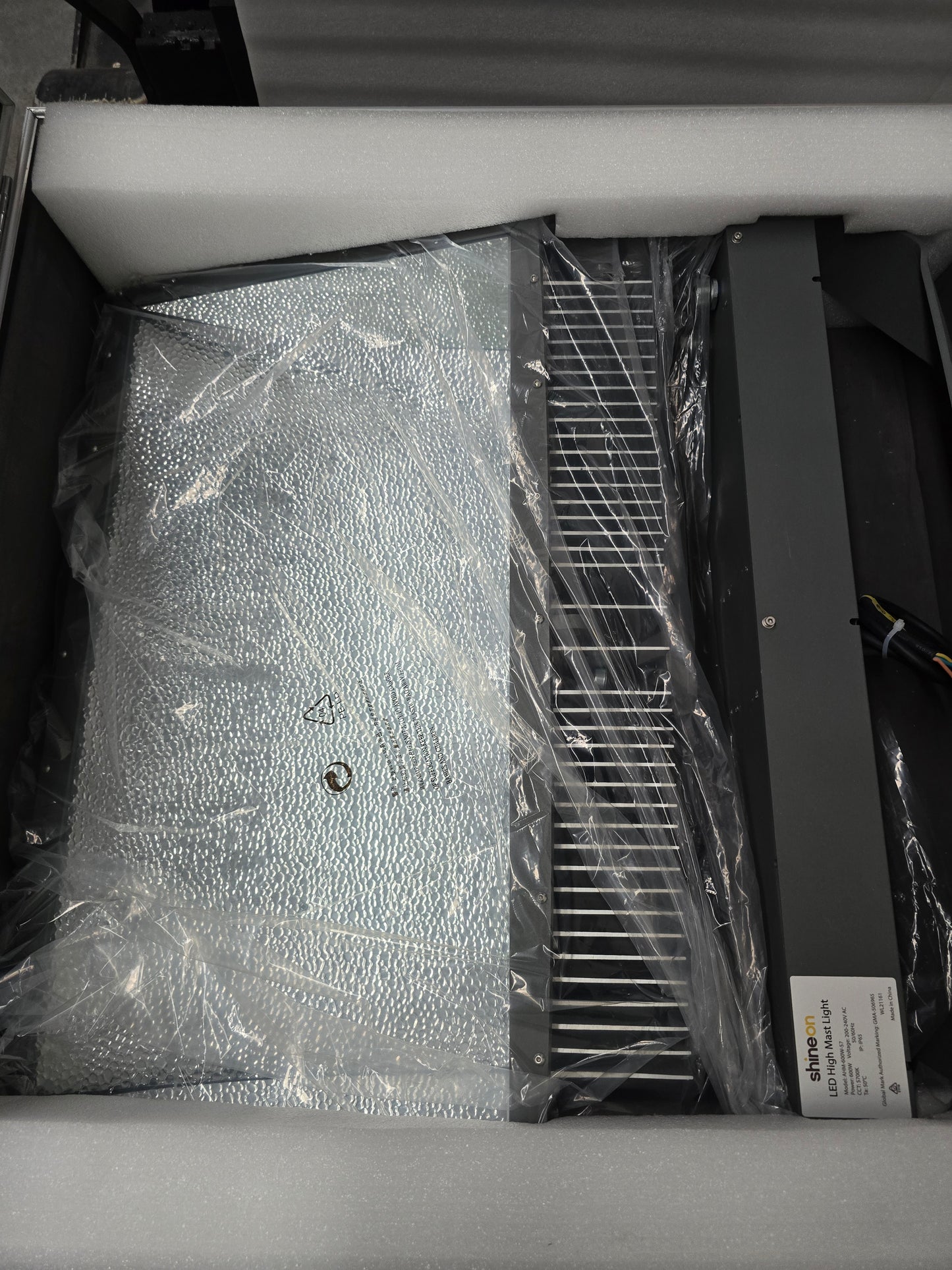 Shineon LED High Mast Lights In Road Cases
