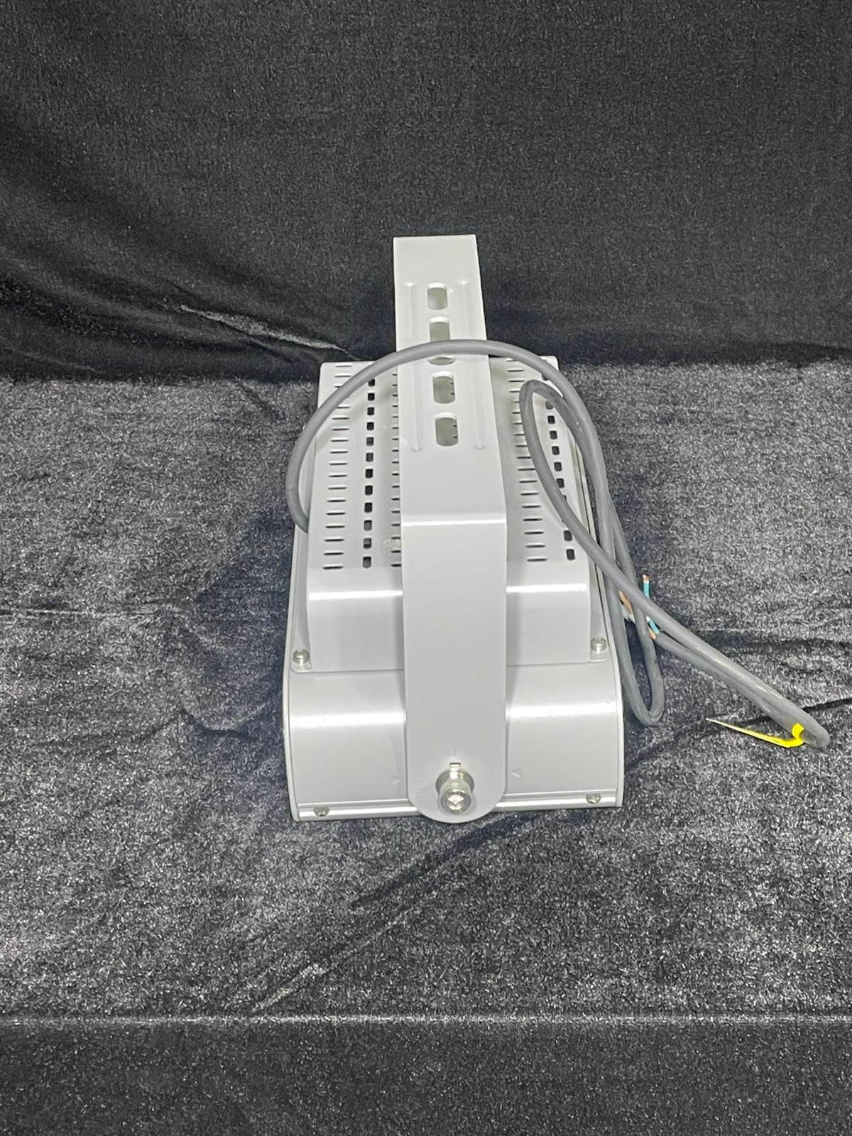 Shineon LED Flood Light (TORQ MK2) 70W CCT: 5000K