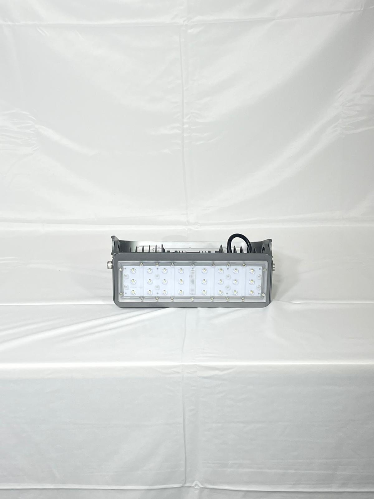 Shineon LED Flood Light (TORQ MK2) 60W CCT: 5000K