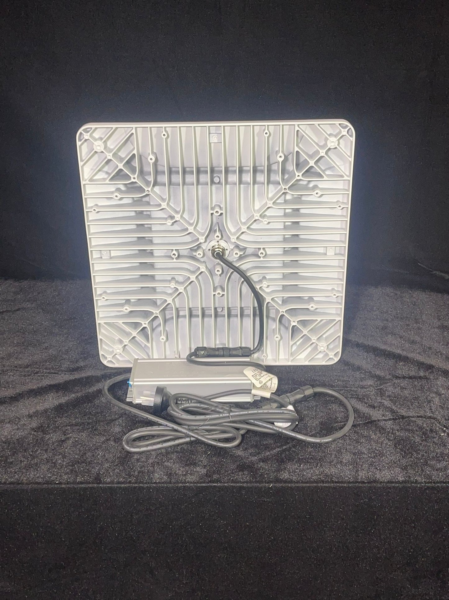Shineon LED Canopy Light (SIGNA MK2), 150W, 5000K, No Sensor