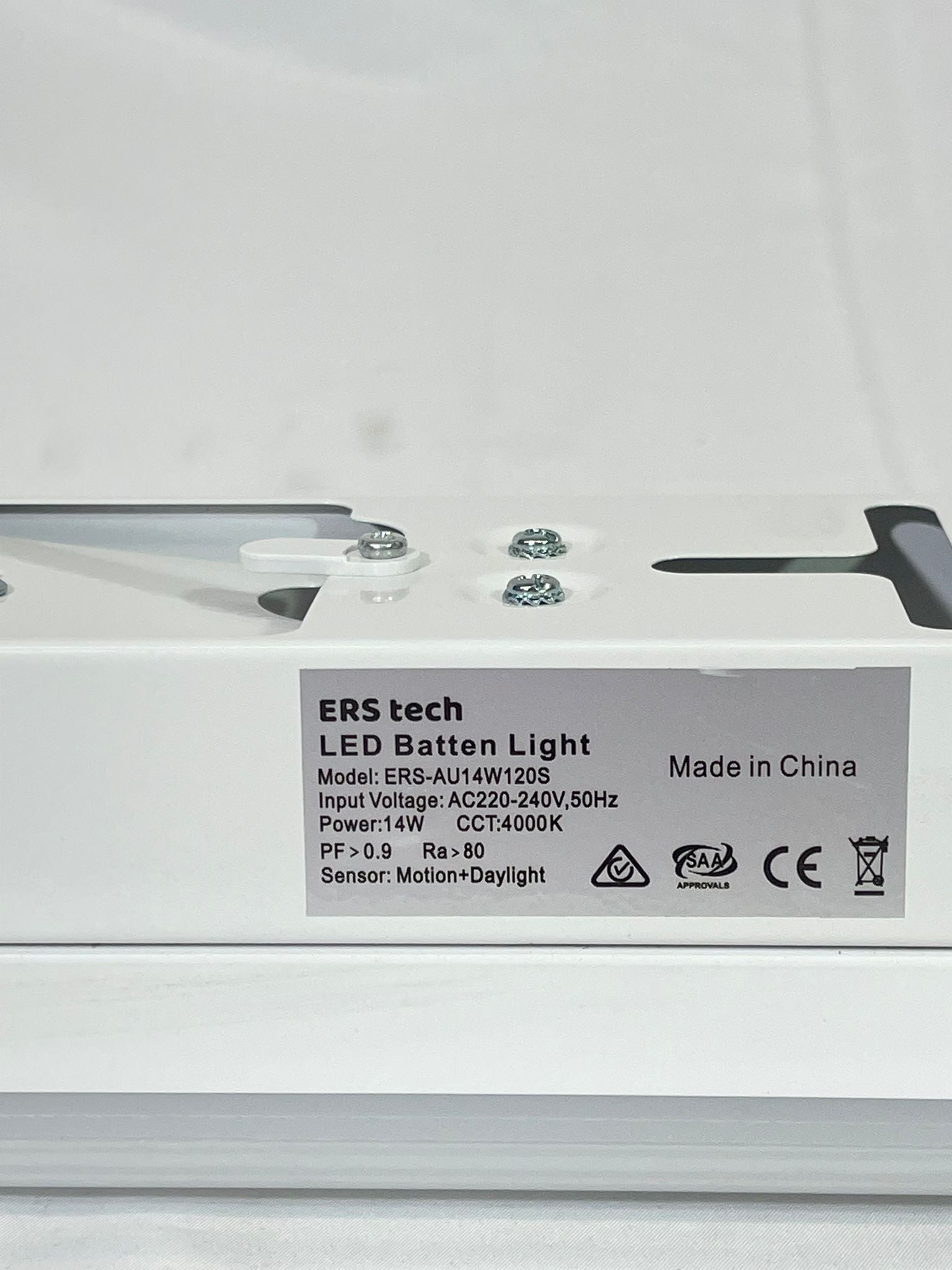 ERS Tech Aurorae LED Indoor Batten Lights CCT: 4,000K 1210mm X 235mm X 280mm