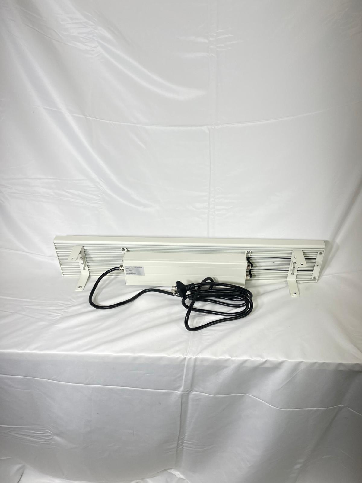 Flood Light Linear 3 Symmetrical 4000K