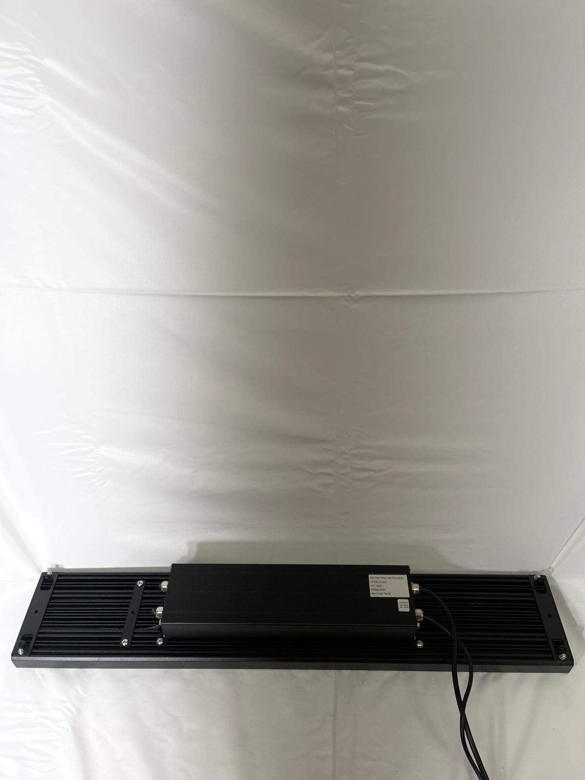 Flood Light Linear 1 Symmetrical 4000K