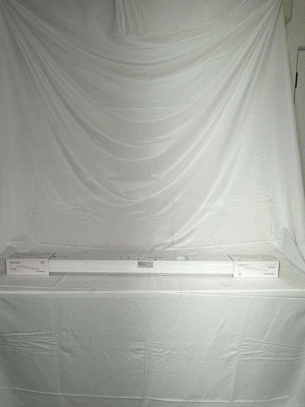 ERS Tech Aurorae LED Indoor Batten Lights CCT: 4,000K 16W