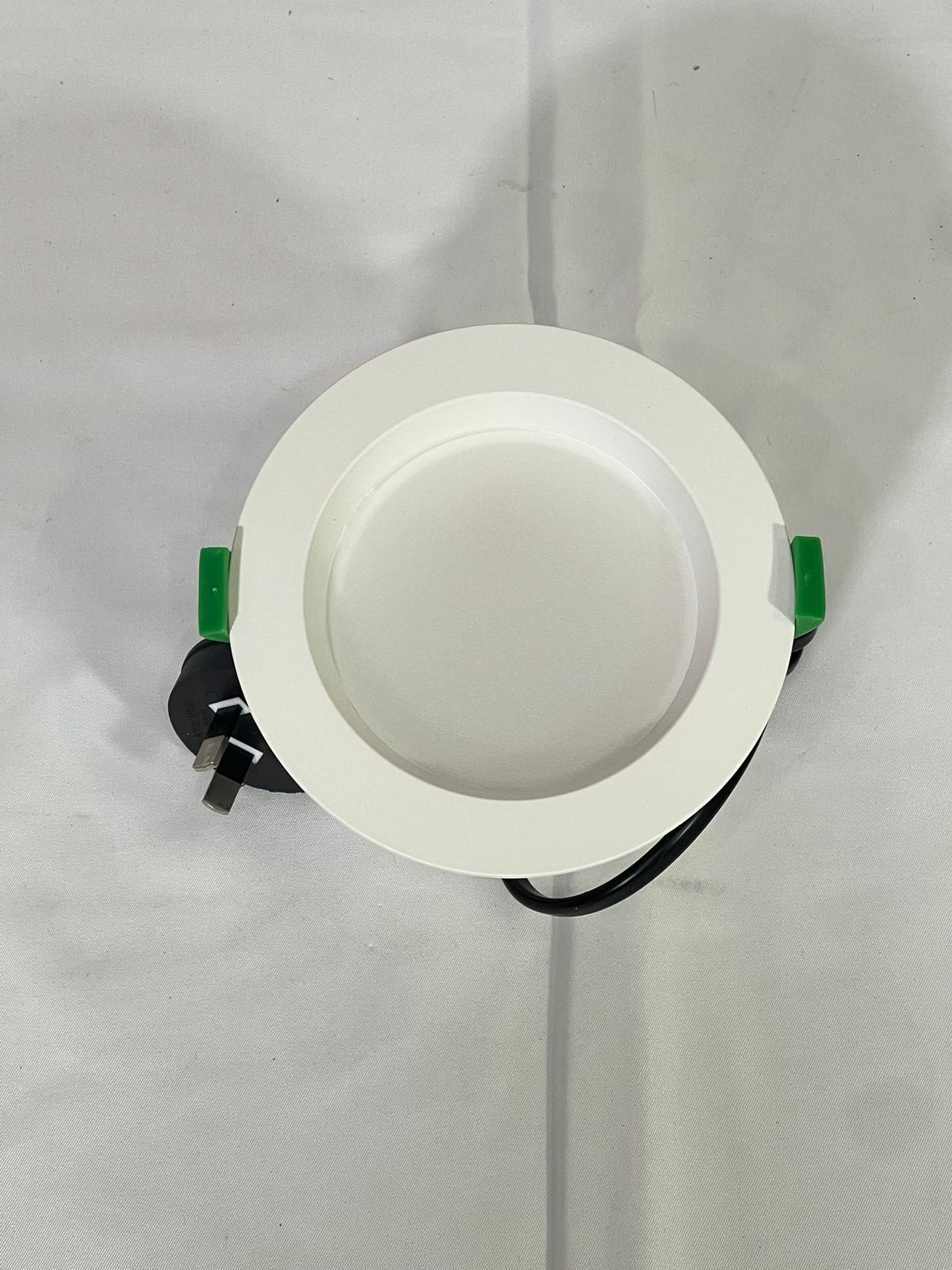 Emerald Planet LED Shoplight HP Eclipse Series G2 Tri-colour Dimmable 8W 90mm