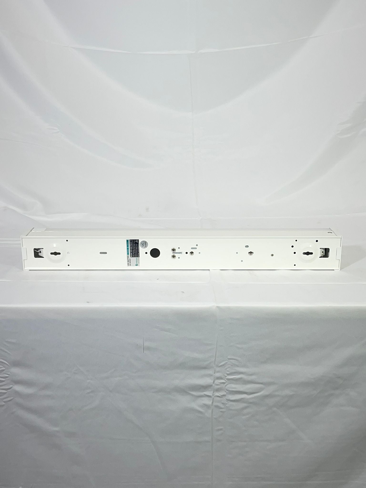 Emerald Planet LED Batten Light – 18W, 120° Beam, 1200 mm