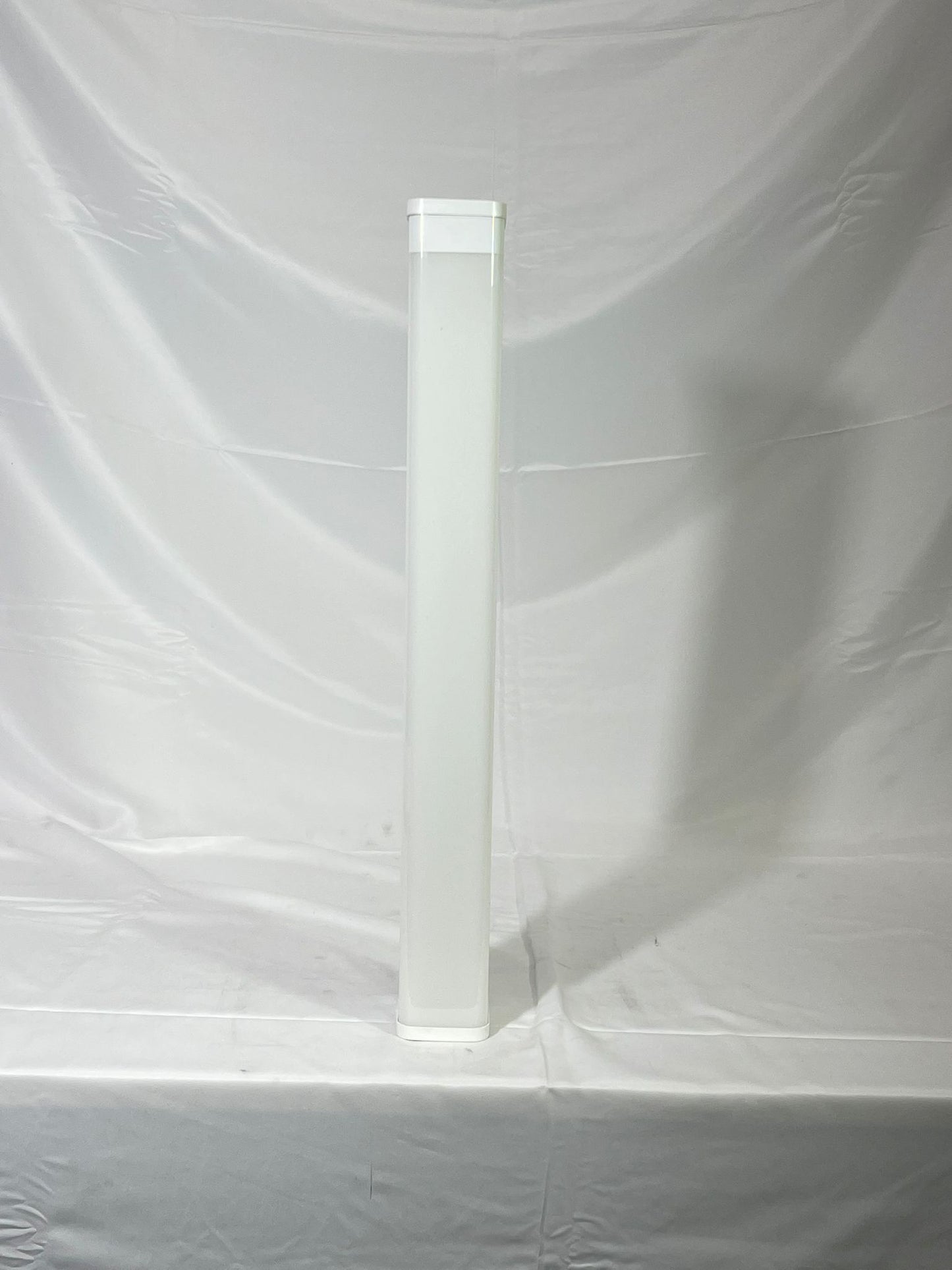 Emerald Planet LED Batten Light – 18W, 120° Beam, 1200 mm