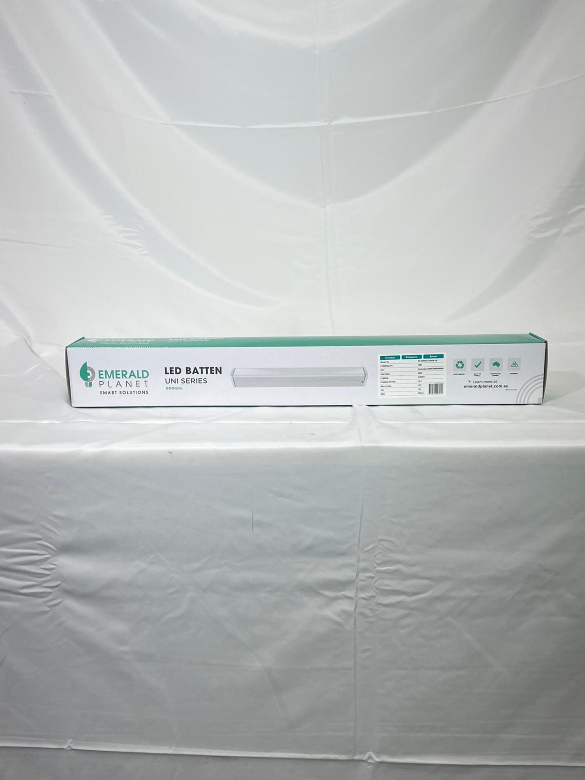 Emerald Planet LED Batten IP65, 120deg, 600mm