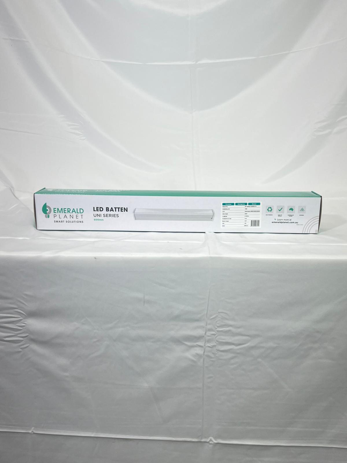 Emerald Planet LED Batten IP65, 120deg, 600mm