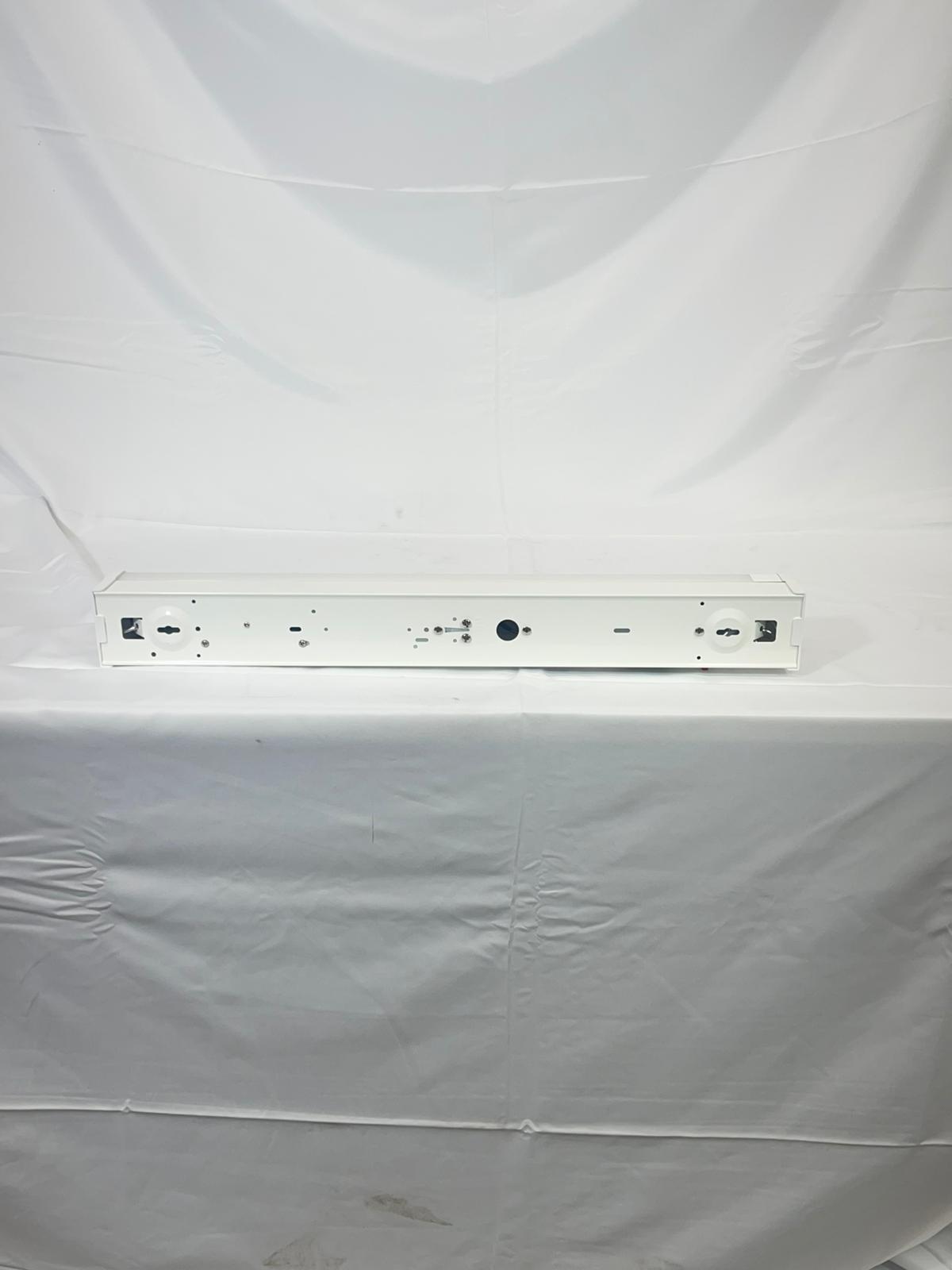 Emerald Planet LED Batten IP65, 120deg, 600mm