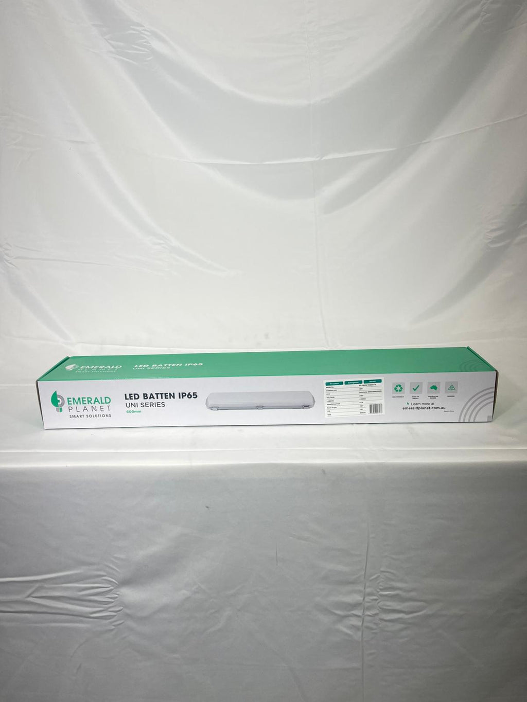 Emerald Planet LED Batten IP65, 120deg, 600mm