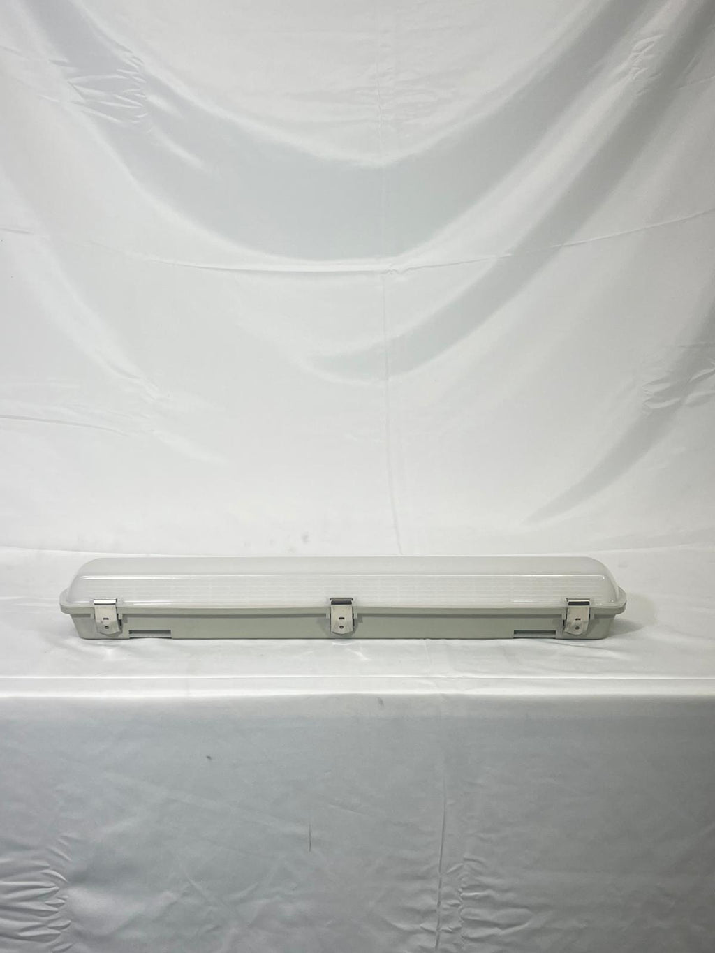 Emerald Planet LED Batten IP65, 120deg, 600mm