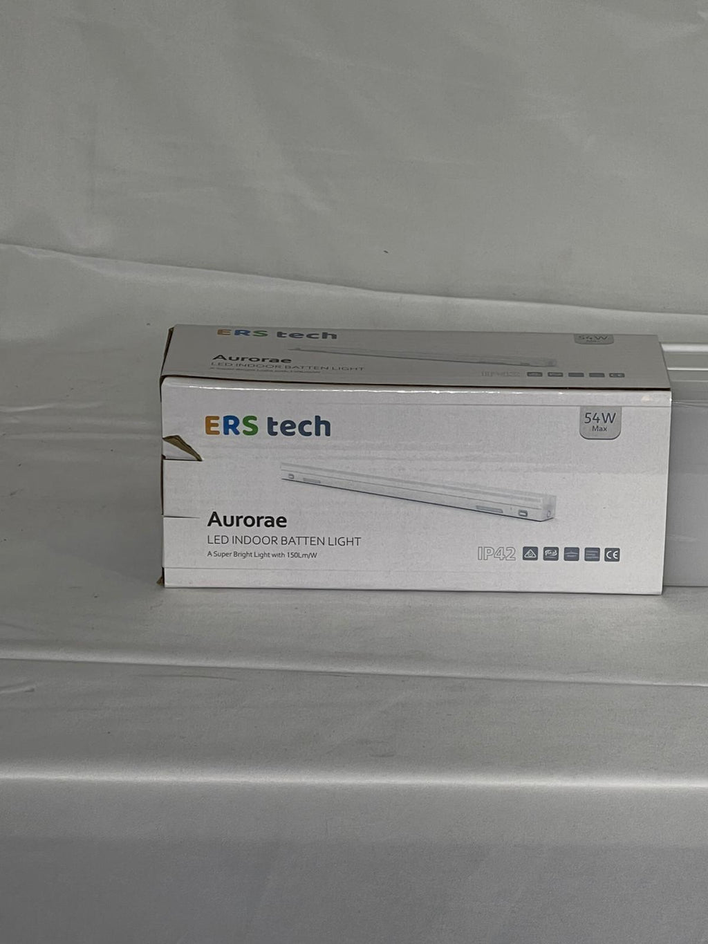 ERS Tech Aurorae LED Indoor Batten Lights CCT: 4,000K 16W 111