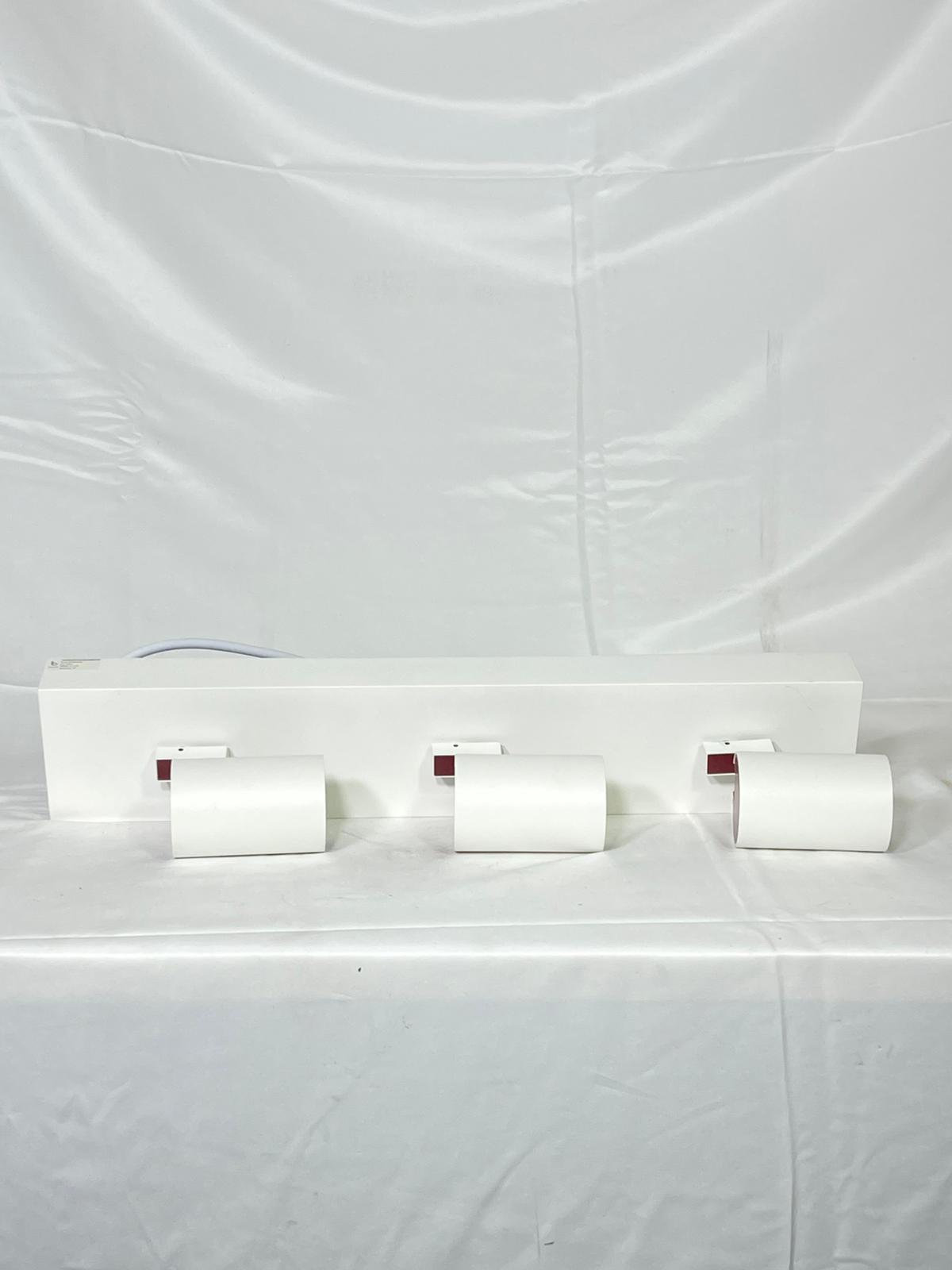 Custom white staircase 4000k